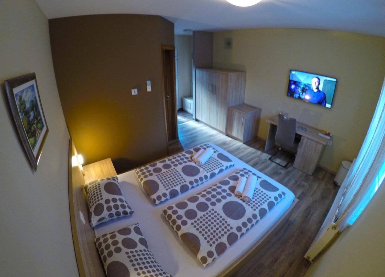 Apartments And Rooms Rea Sveti Martin Na Muri Exterior photo